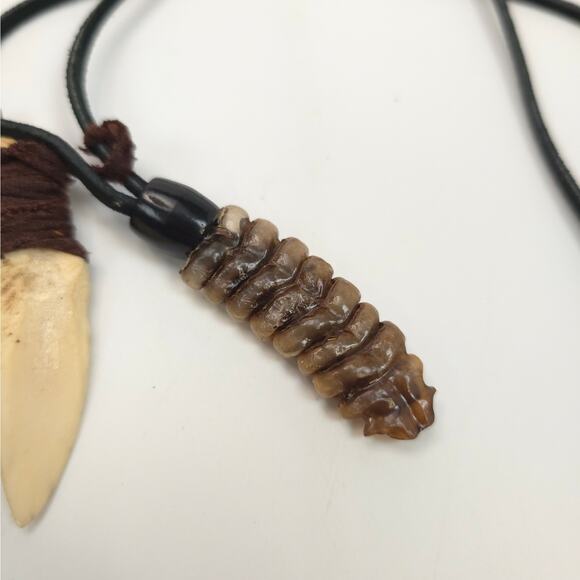 Vintage Rattlesnake Tail Rattles Cross Bone Pendant On Leather Cord - Picture 4 of 4